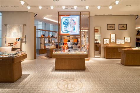 hermes shop schwabing|hermes öffnungszeiten.